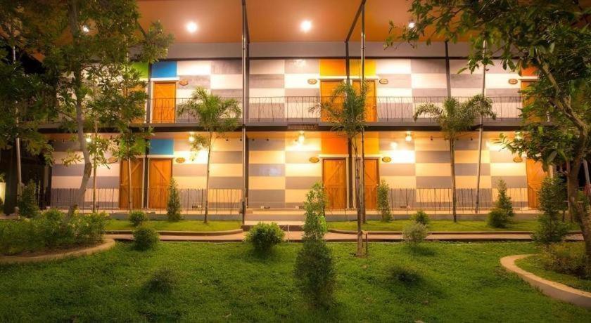 Baan Pran Boutique Resort HHQ Exterior photo